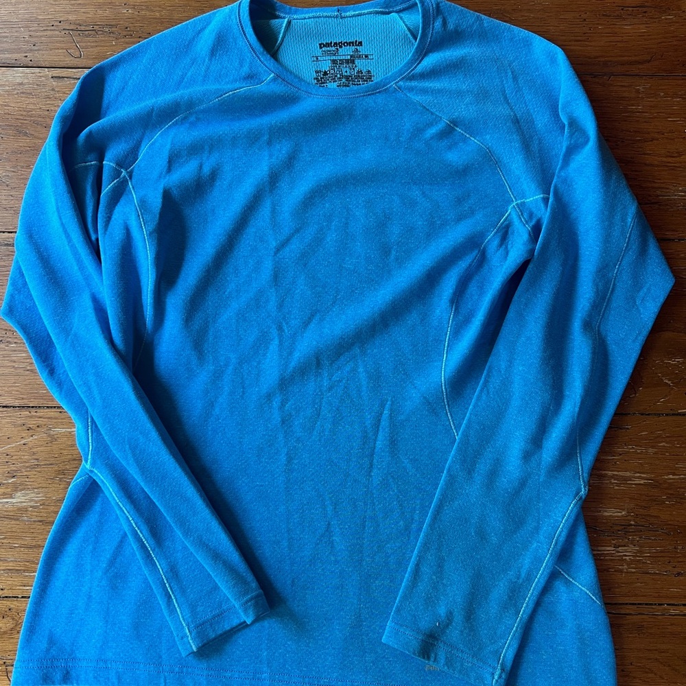 Patagonia Blue Long Sleeve Tee for Active Wear